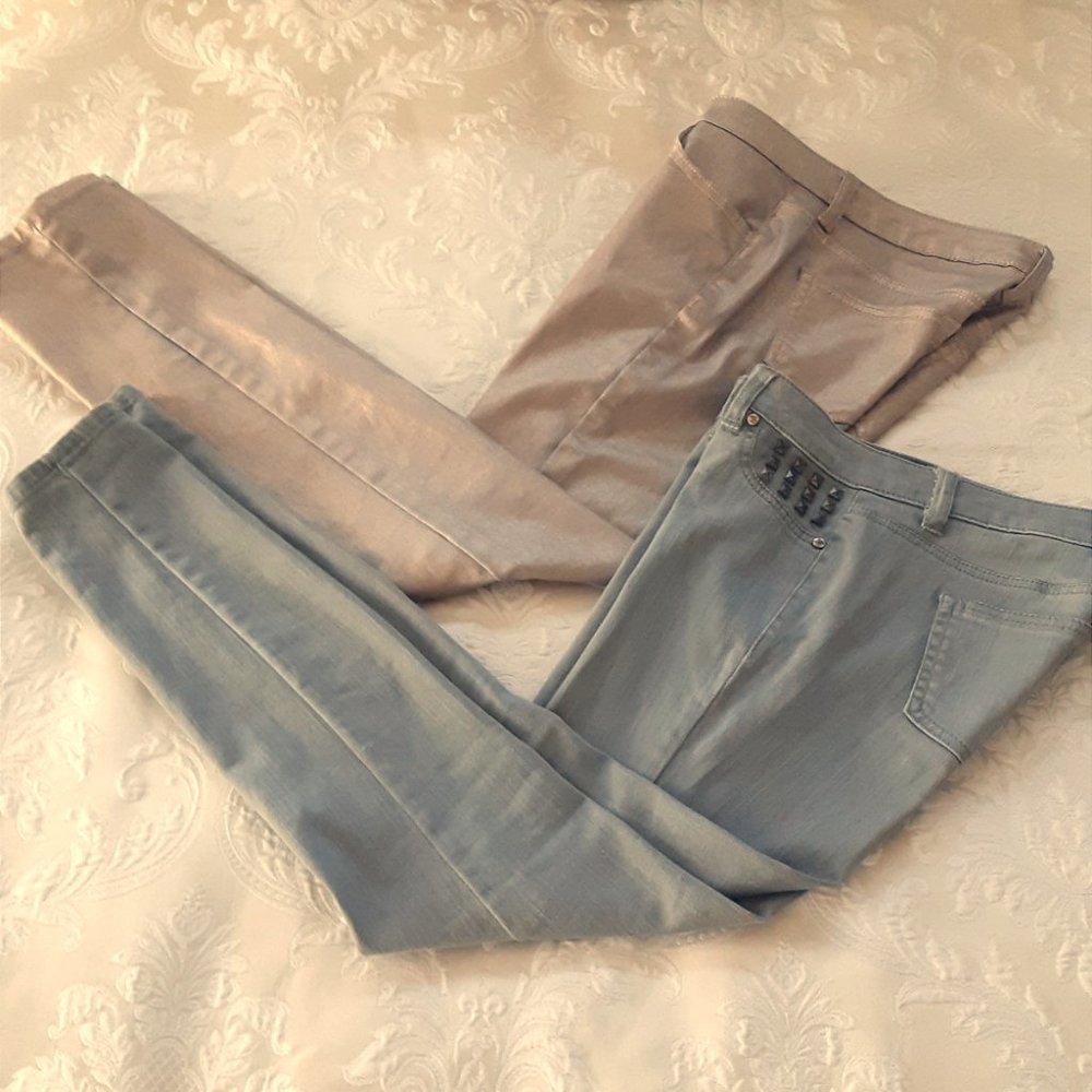 Tinseltown/JLo 2 pair dressy skinny jeans $15